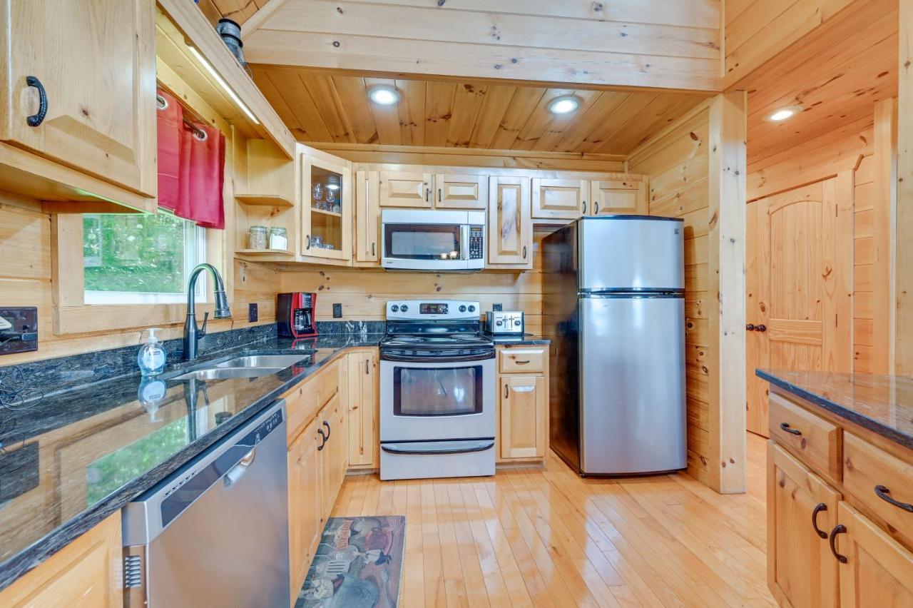 Warm And Cozy Cabin With Deck On Top Of The Blue Ridge Fancy Gap 외부 사진