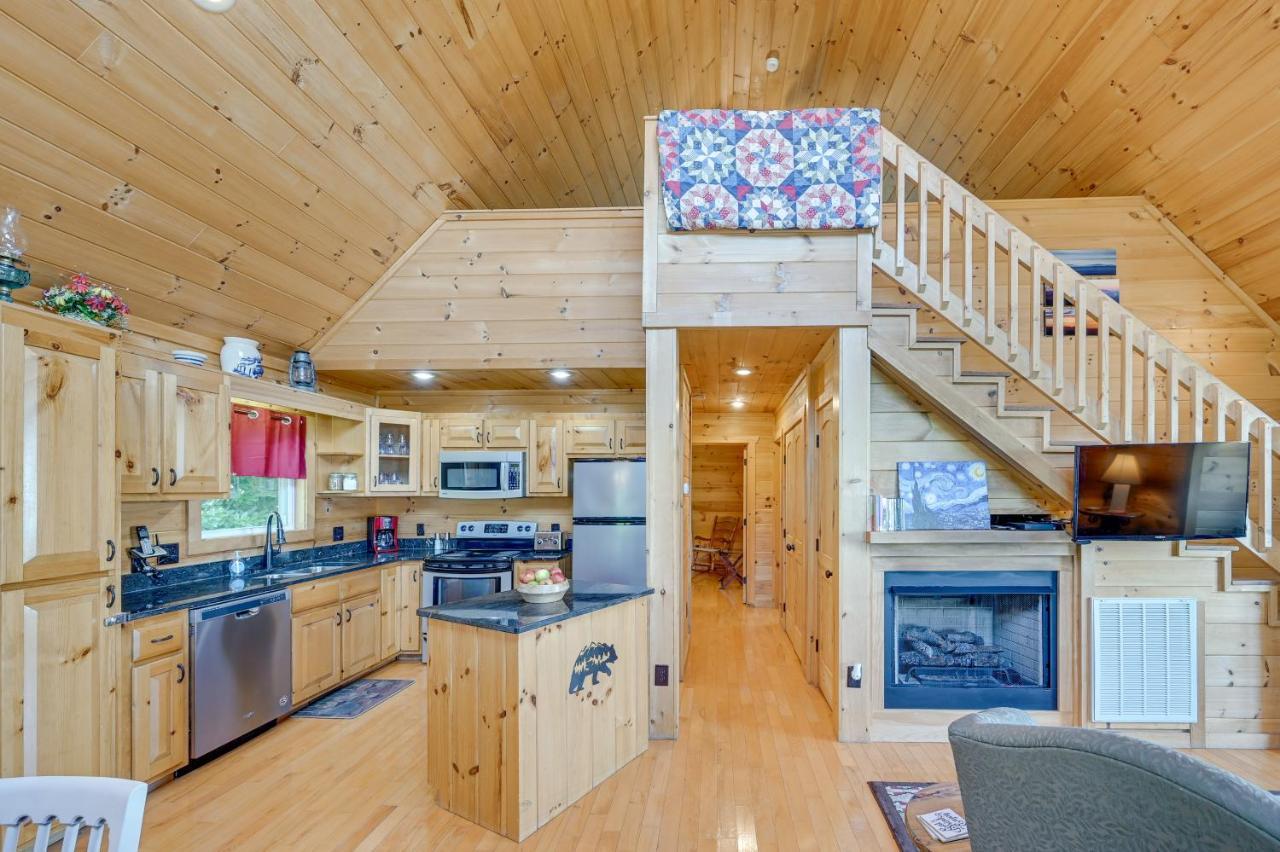 Warm And Cozy Cabin With Deck On Top Of The Blue Ridge Fancy Gap 외부 사진