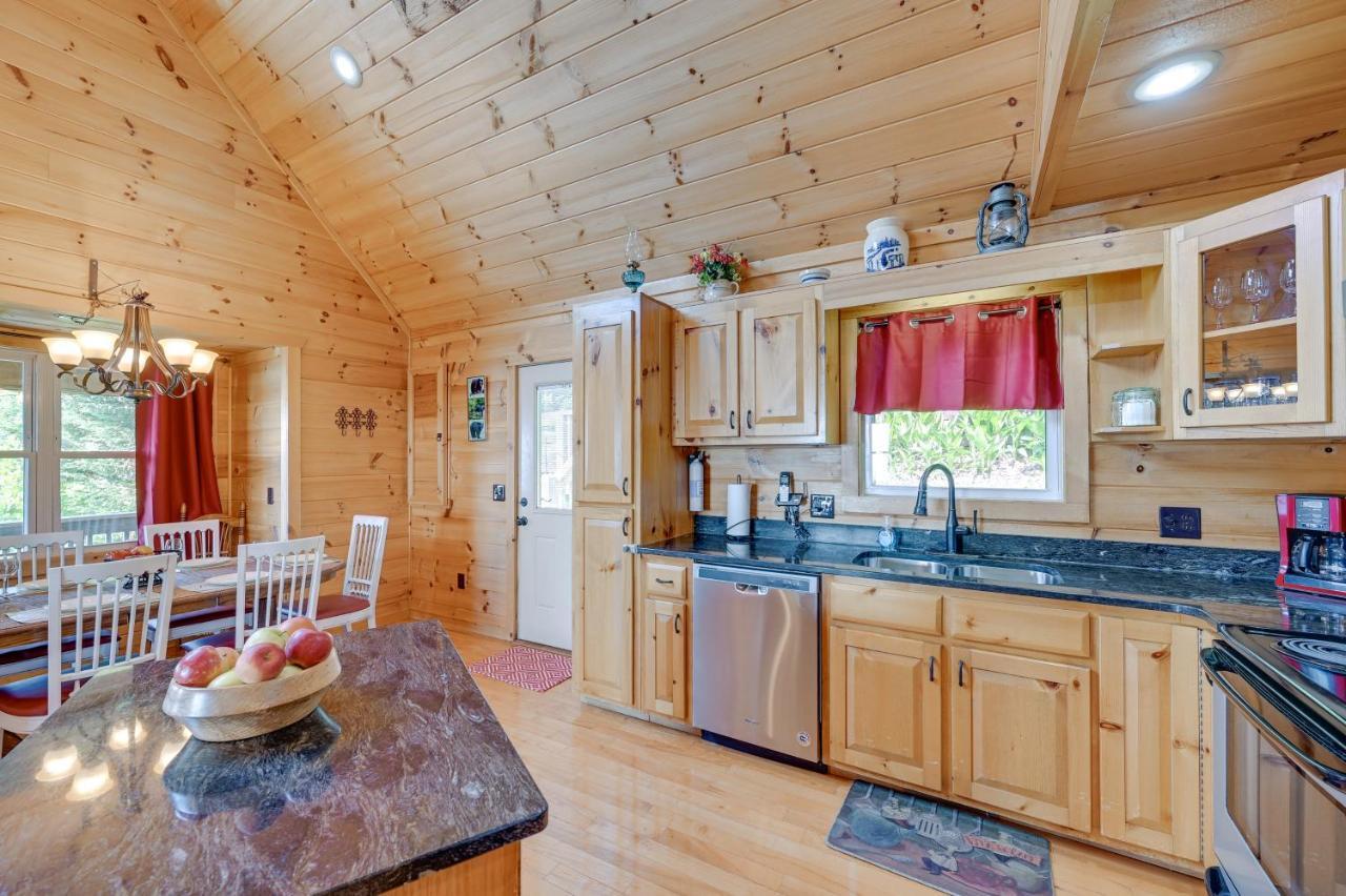 Warm And Cozy Cabin With Deck On Top Of The Blue Ridge Fancy Gap 외부 사진