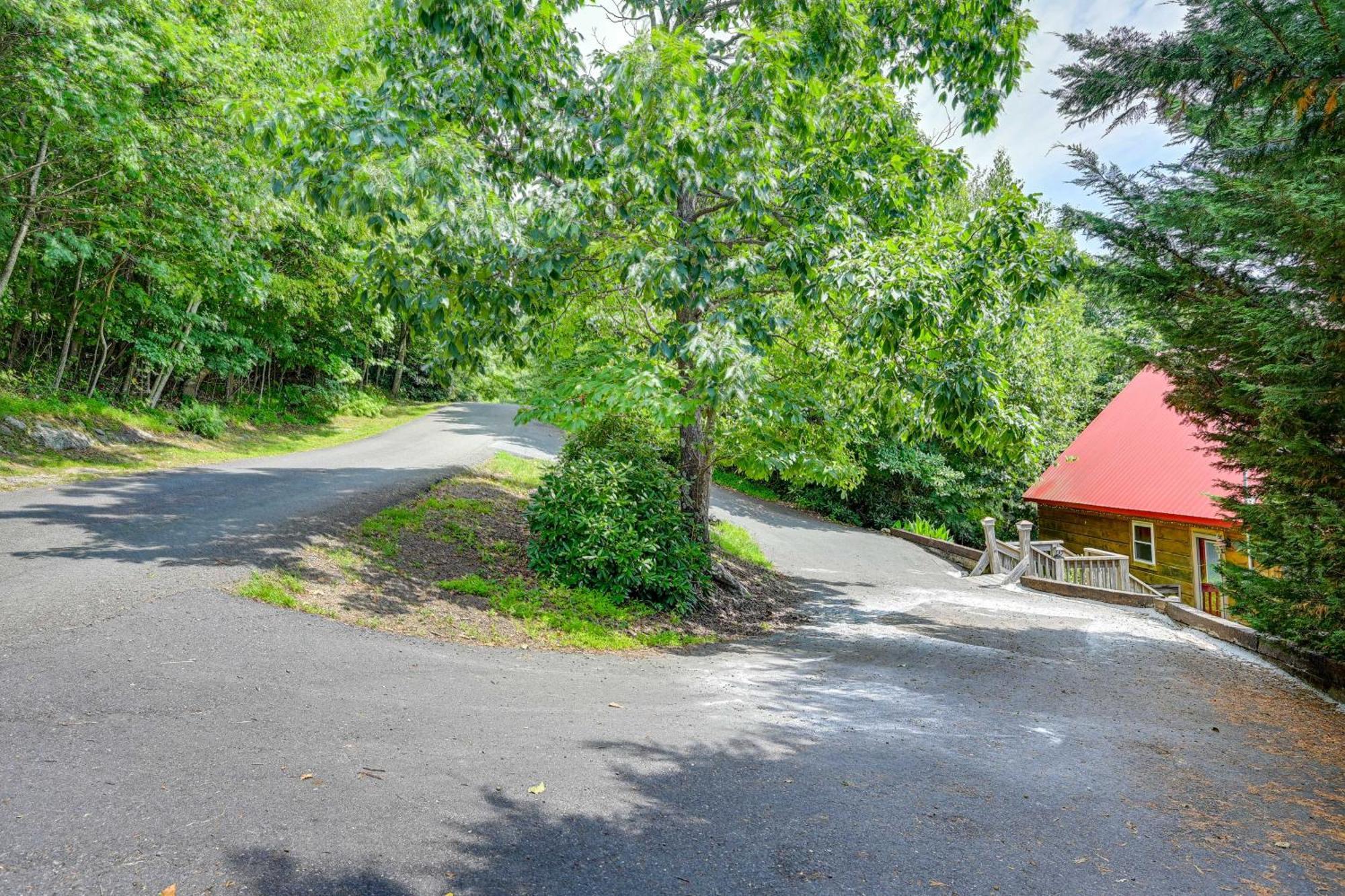 Warm And Cozy Cabin With Deck On Top Of The Blue Ridge Fancy Gap 외부 사진