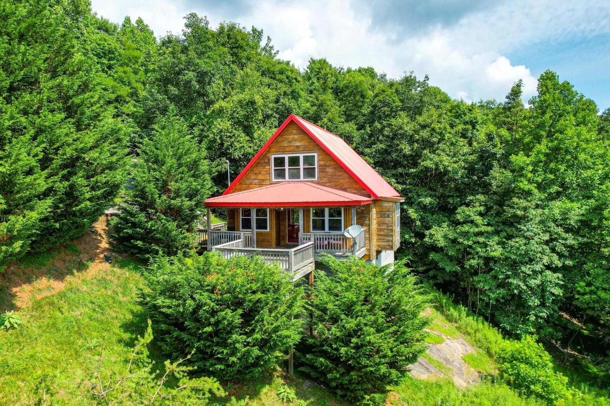 Warm And Cozy Cabin With Deck On Top Of The Blue Ridge Fancy Gap 외부 사진